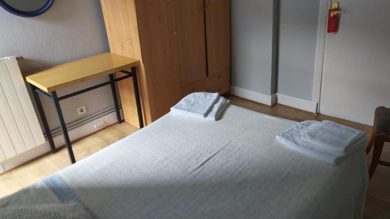 Pension Manoli Більбао Екстер'єр фото